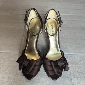 Audrey Brooke EUC Brown Adorable Satin Strap Peep Toe Heels with Bow